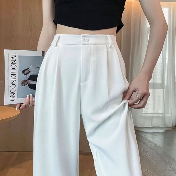 Size Small NEW white long pants, everyday wear - Picture 2 of 3